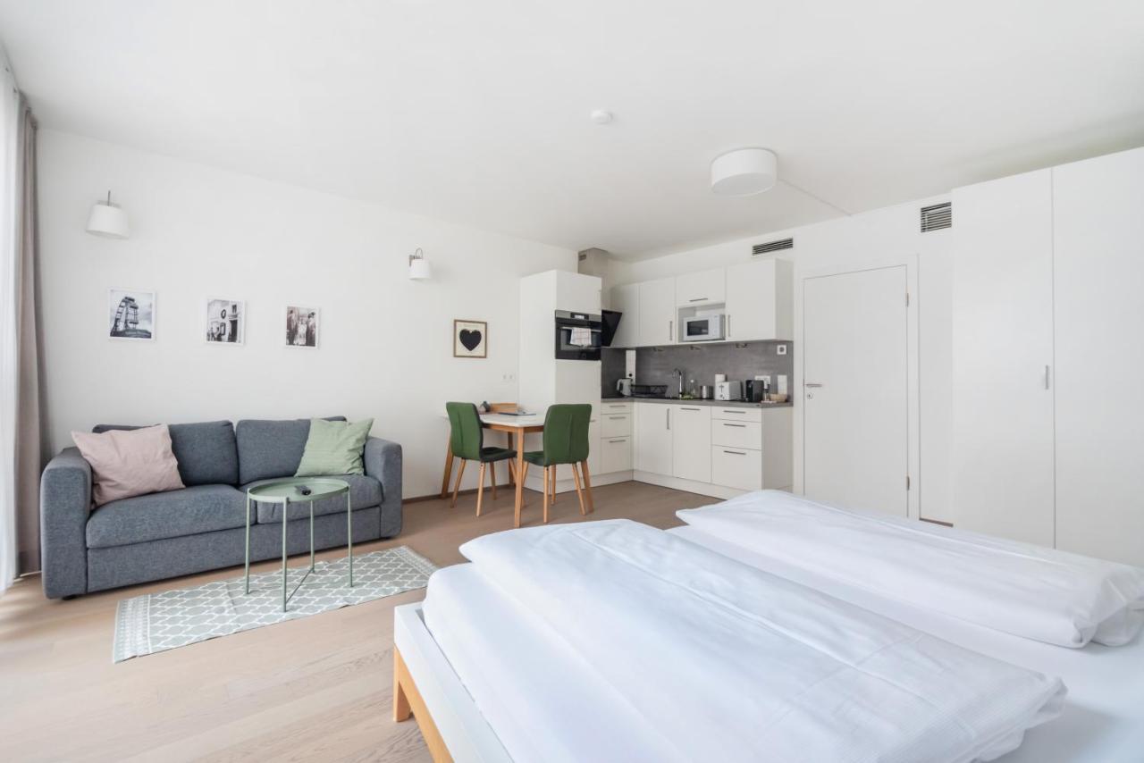 Quiet And Cozy Apartment Next To Mariahilfer Strasse And Naschmarkt With Ac, Minimum 30 Nights Wien Exterior foto
