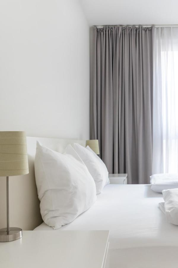 Quiet And Cozy Apartment Next To Mariahilfer Strasse And Naschmarkt With Ac, Minimum 30 Nights Wien Exterior foto