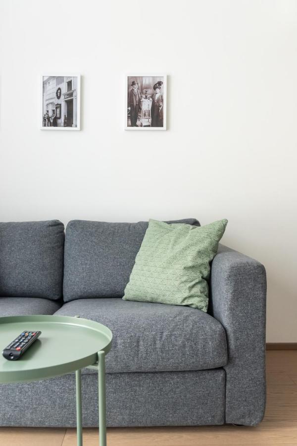 Quiet And Cozy Apartment Next To Mariahilfer Strasse And Naschmarkt With Ac, Minimum 30 Nights Wien Exterior foto