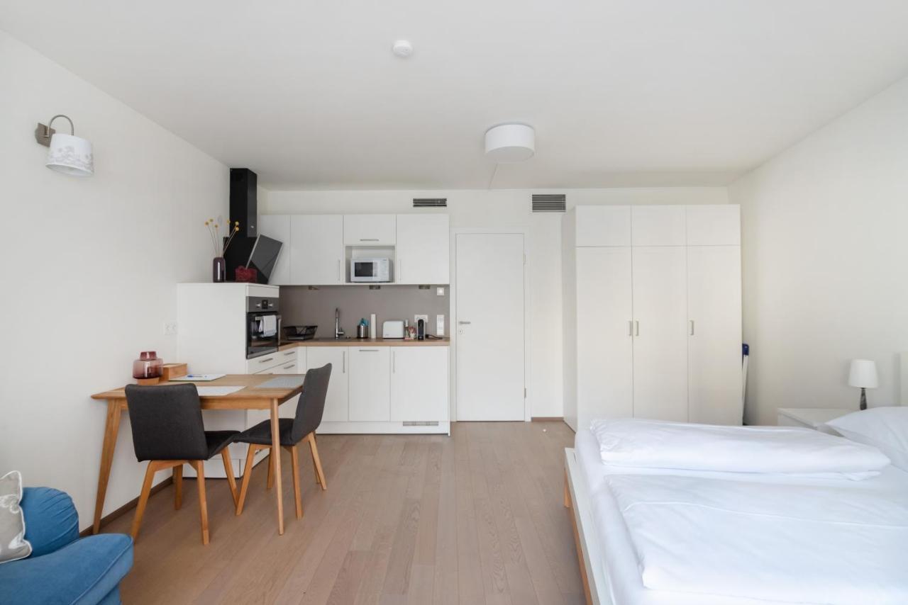 Quiet And Cozy Apartment Next To Mariahilfer Strasse And Naschmarkt With Ac, Minimum 30 Nights Wien Exterior foto