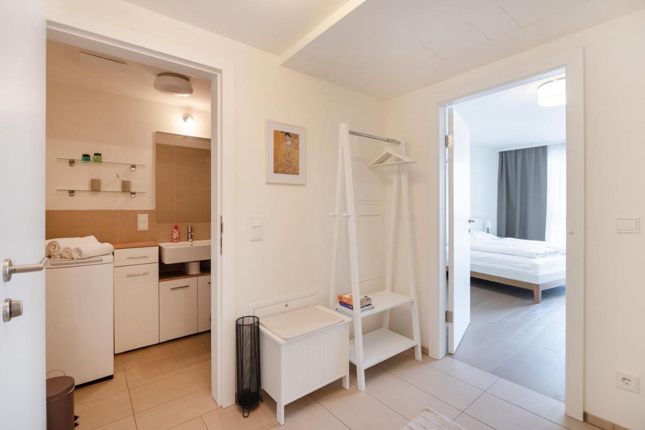 Quiet And Cozy Apartment Next To Mariahilfer Strasse And Naschmarkt With Ac, Minimum 30 Nights Wien Exterior foto