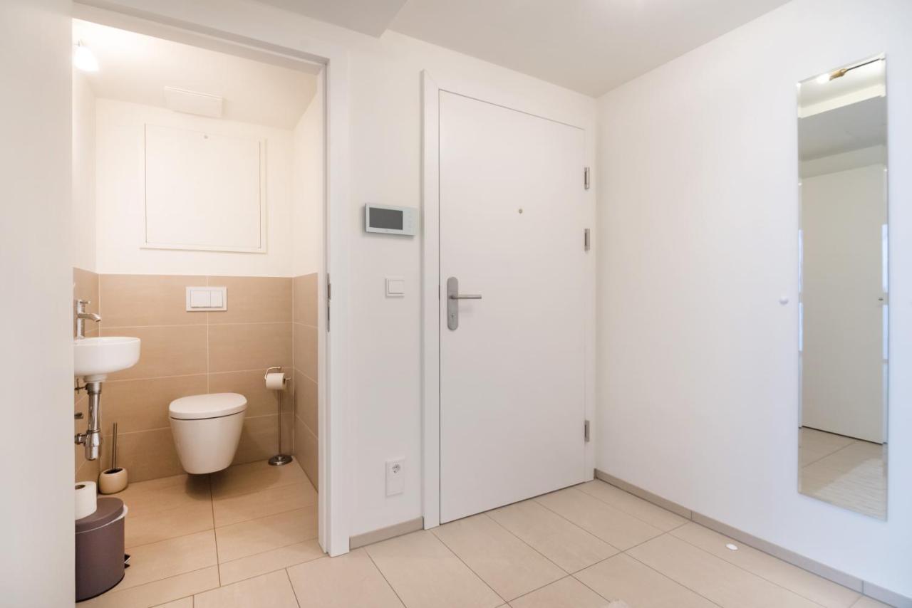 Quiet And Cozy Apartment Next To Mariahilfer Strasse And Naschmarkt With Ac, Minimum 30 Nights Wien Exterior foto