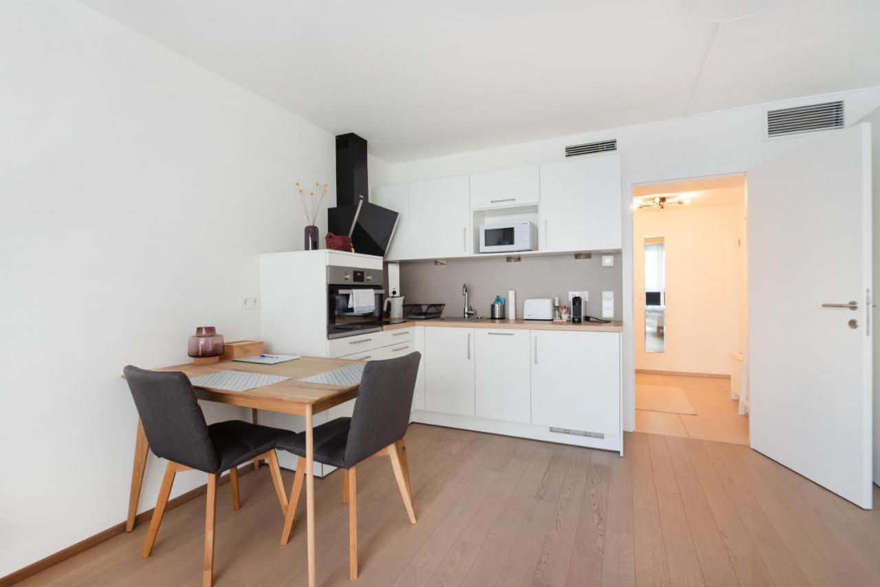 Quiet And Cozy Apartment Next To Mariahilfer Strasse And Naschmarkt With Ac, Minimum 30 Nights Wien Exterior foto