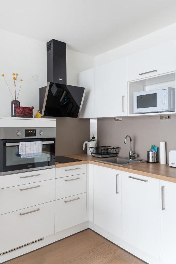 Quiet And Cozy Apartment Next To Mariahilfer Strasse And Naschmarkt With Ac, Minimum 30 Nights Wien Exterior foto