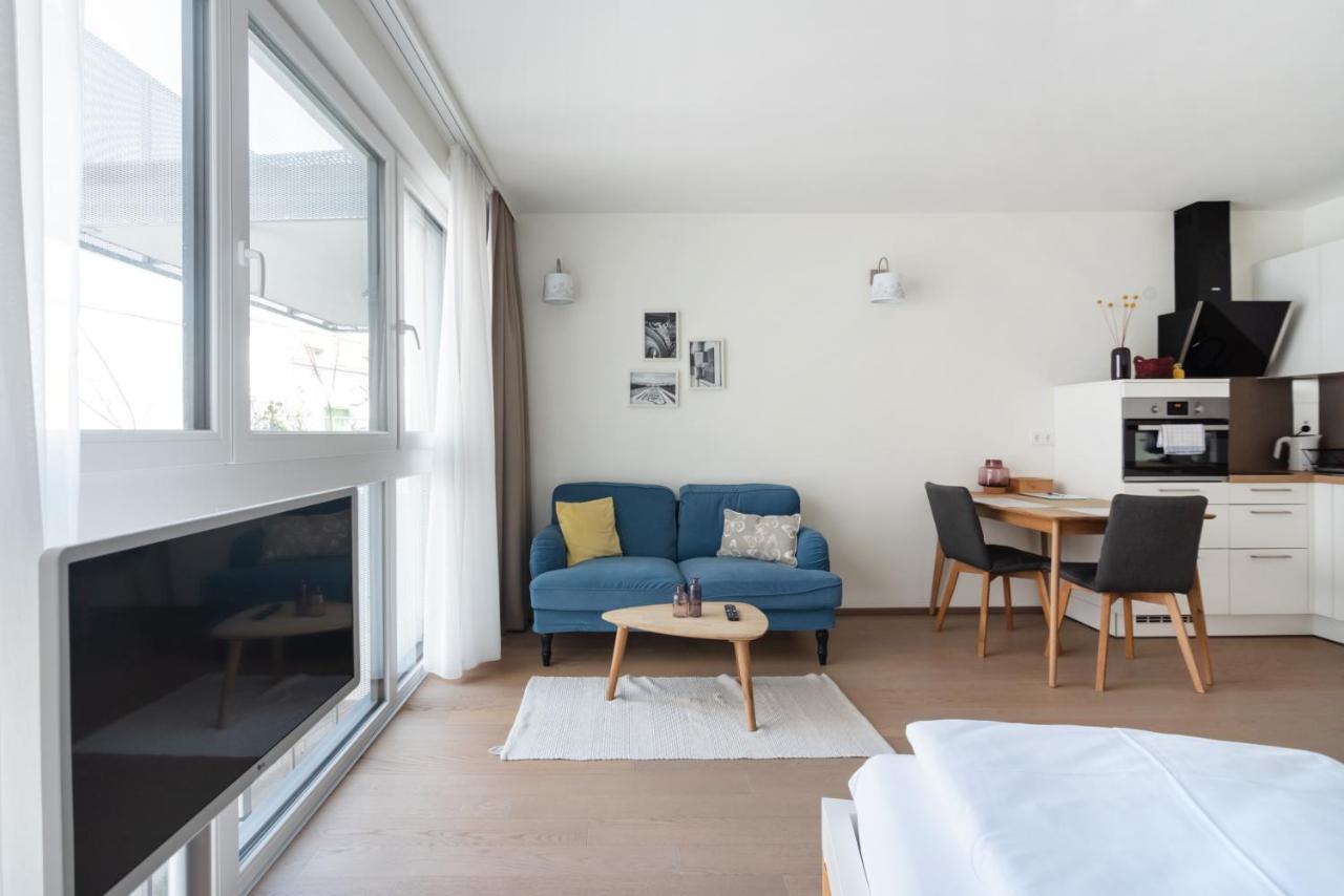 Quiet And Cozy Apartment Next To Mariahilfer Strasse And Naschmarkt With Ac, Minimum 30 Nights Wien Exterior foto